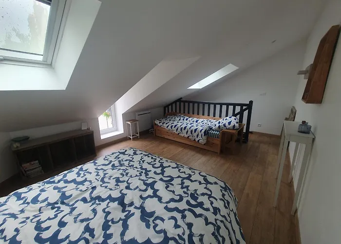 Lulu's Lovely Center House *